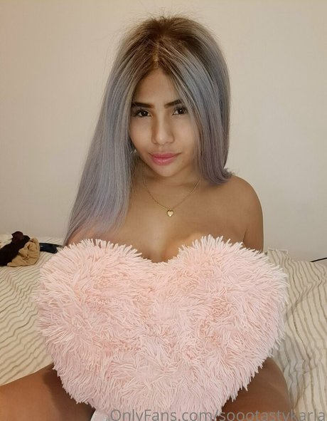 nylon feet onlyfans pretty archive