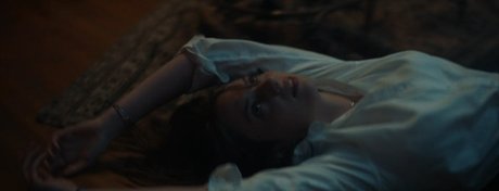 Maya Hawke nude actress pic