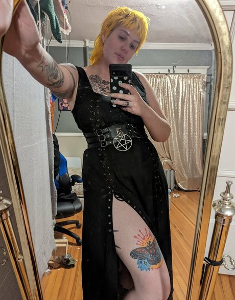 blonde lesbian onlyfans art xxx picture