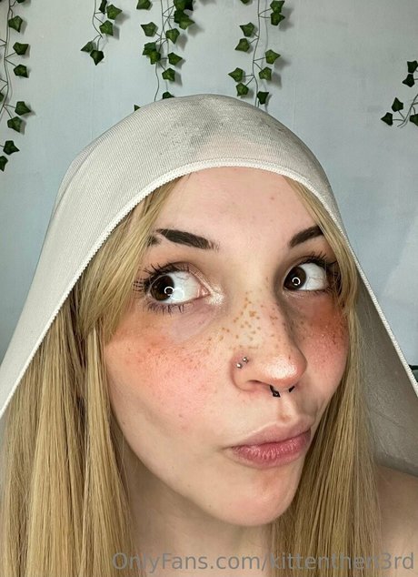 kittenthen3rd pornographic model gallery