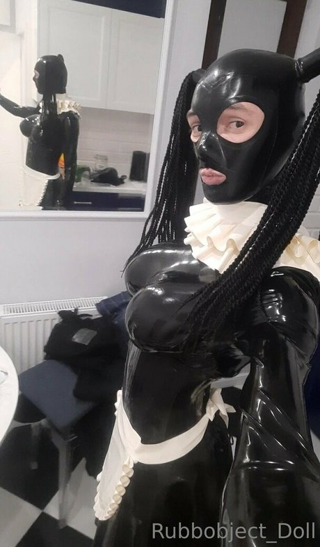 rubbobject doll model pornographic pictures