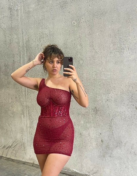 Zigs Mom porn actress photos