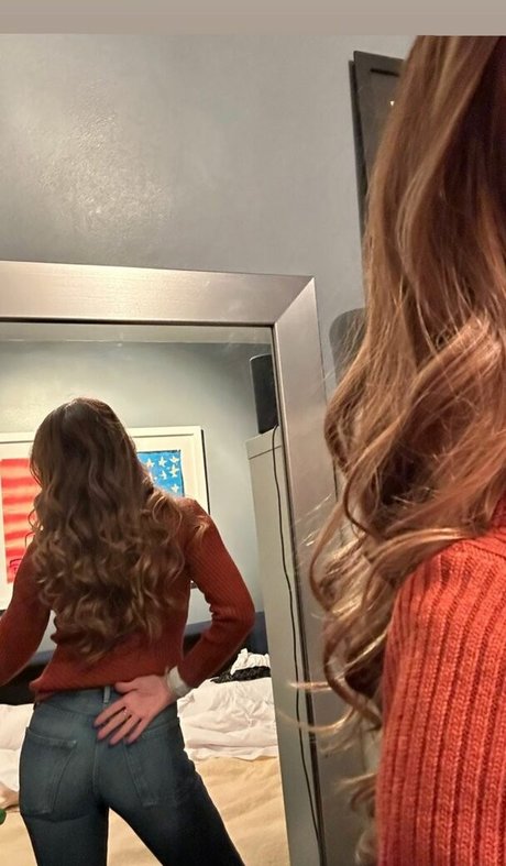 Charisma Carpenter model galleries