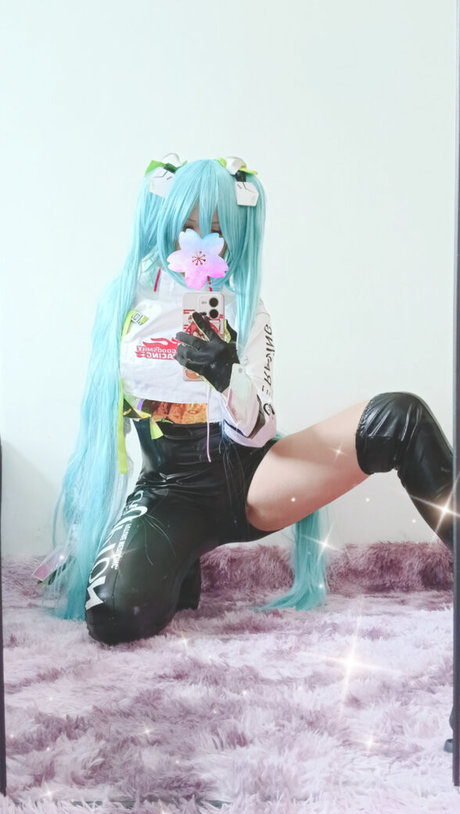 Yuusachii high quality model images