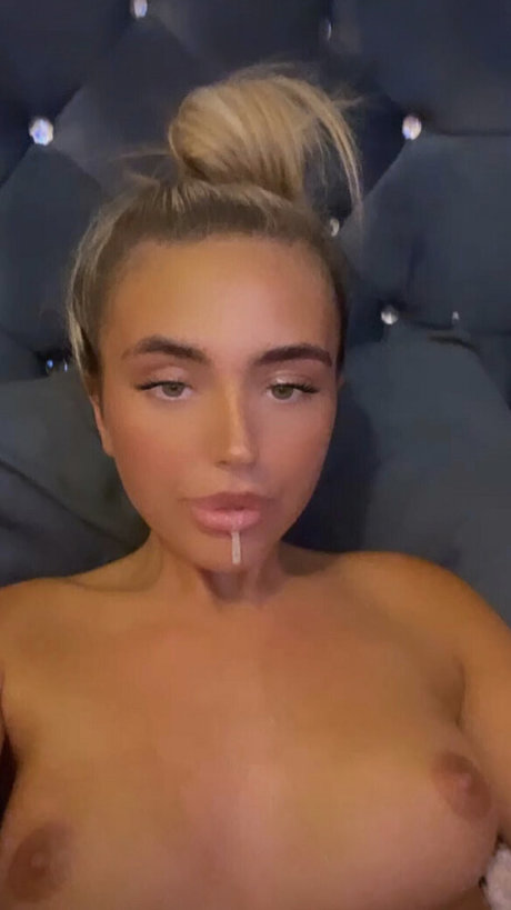 lilbratbabyyyx star nudes gallery