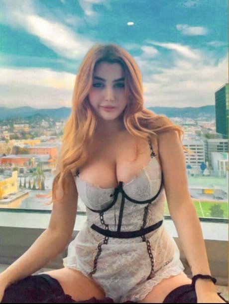 Gee Nelson sexy star galleries