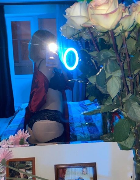 JenniferWilly model erotic archive