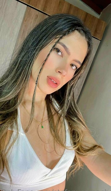 stefanycamacho perfect actress pictures