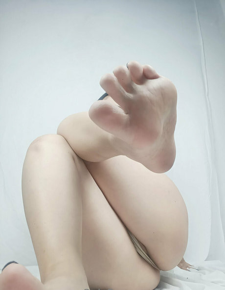 yenyenuwu exclusive model photo