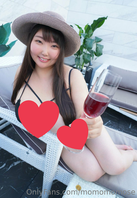 momomomose xxx actress picture