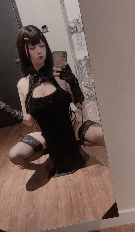 Hieey model porn picture