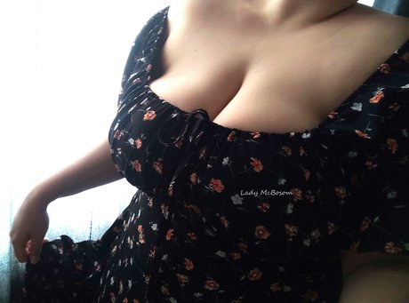 Lady McBosom perfect model gallery