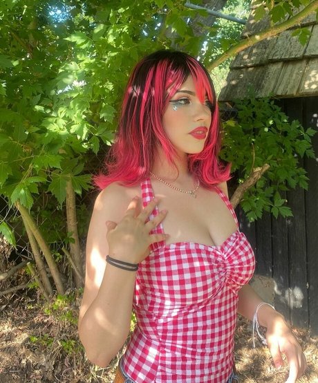 Tamakid pornstar sexy pic