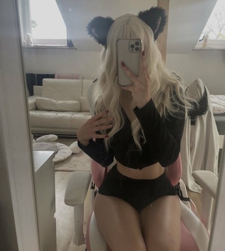 Bnniesxo nude actress gallery