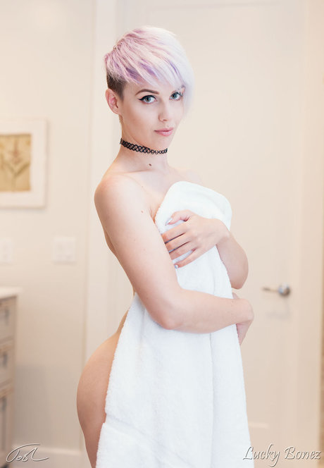 LuckyBonez top pornstar pictures