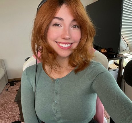 breebunn hot actress archive