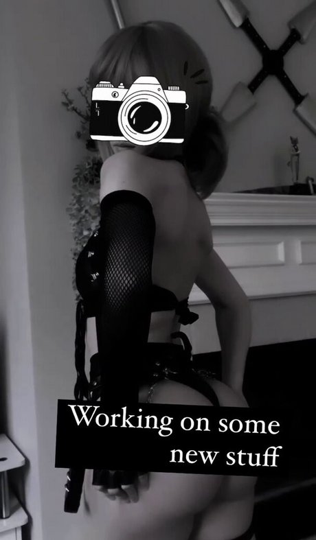 kainosaurus pretty pornstar img