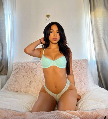 short hair teen onlyfans naked photo