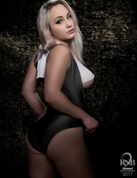 20 years old onlyfans free naked pictures