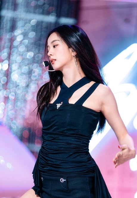 Jisoo erotic pornstar photos
