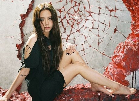 Jisoo sexy model pics