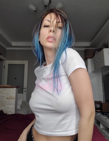 famous girls onlyfans free xxx archive