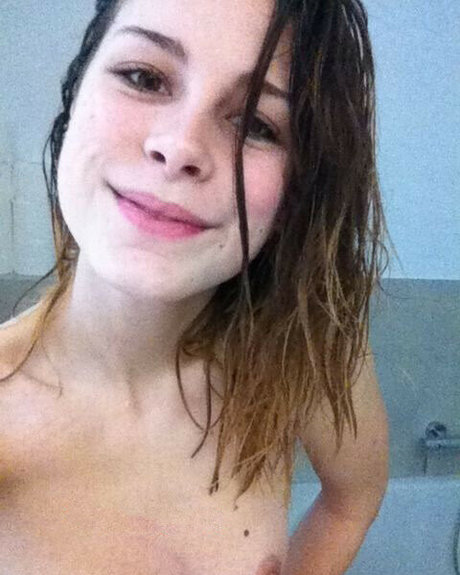 Lena Meyer Landrut erotic actress pics