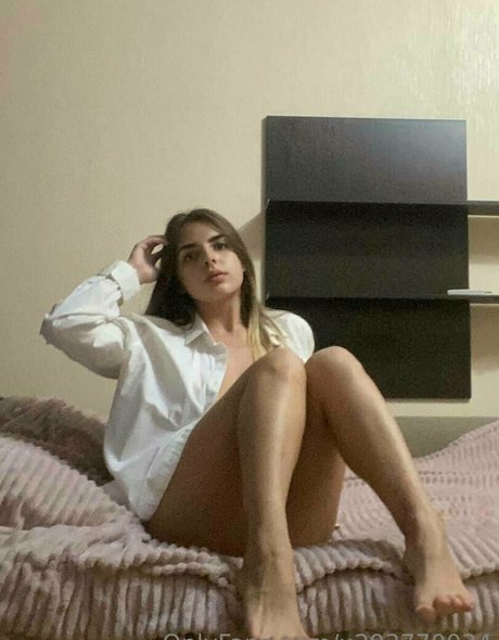luna amor amor beautiful model img