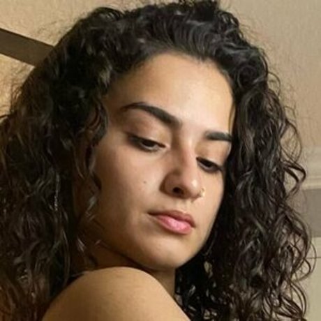 joriyum model nude images