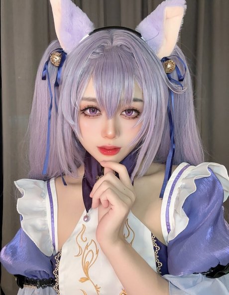 Jiu Yan star xxx image