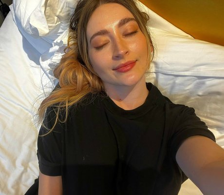 shemale fucks girl onlyfans hd gallery