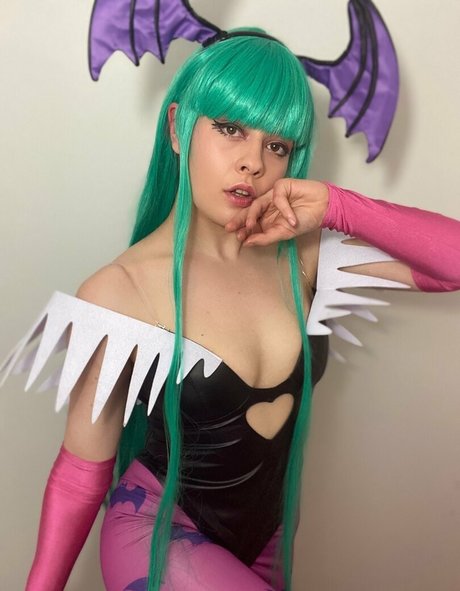 momocoloured star nudes pictures