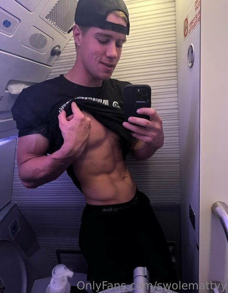 swolemattyy model exclusive photos