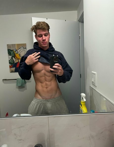 swolemattyy star art galleries