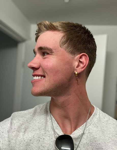 swolemattyy model nice pics