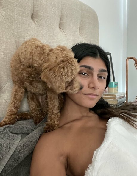 miakhalifa model erotic archive