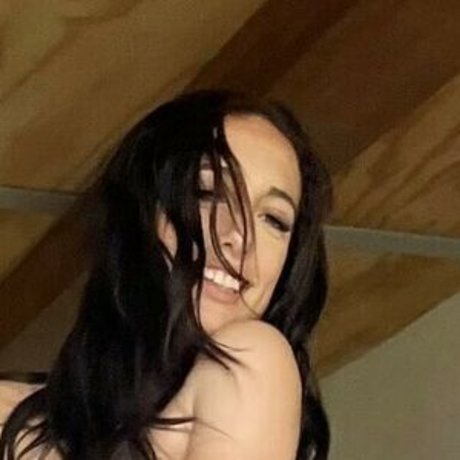 NIkkole Teja star nudes pics