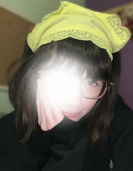 chromuchromu pornstar adult pic
