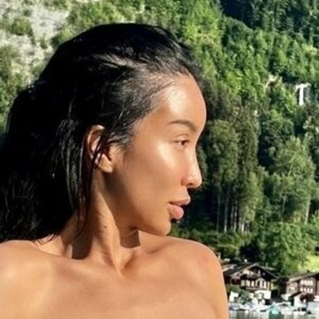 realsisselxxx model pretty photos