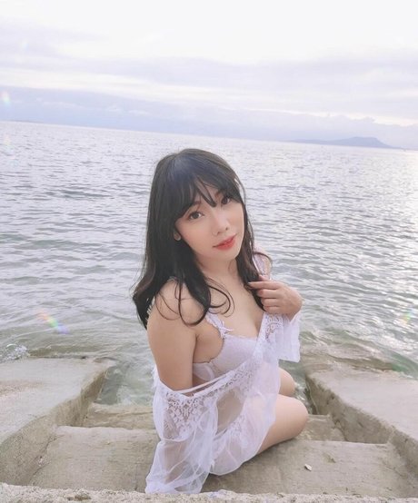 Natsuki Jiro erotic star photo