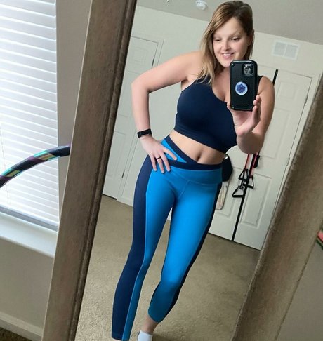 HealthyHappyFitandProud art star image