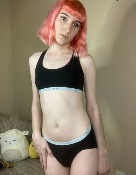 Bubblepinkelle naked model pics