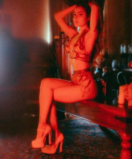 Maren Altman star exclusive photos
