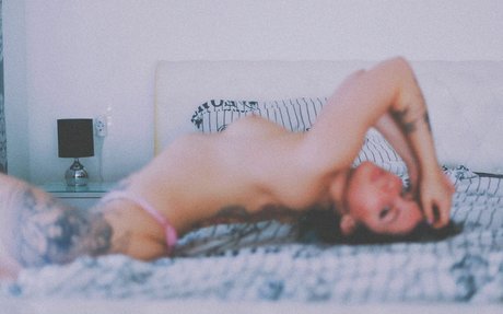 Inkedellen pornstar naked pics