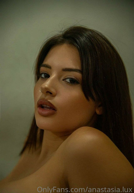 nude pregnant onlyfans art naked galleries