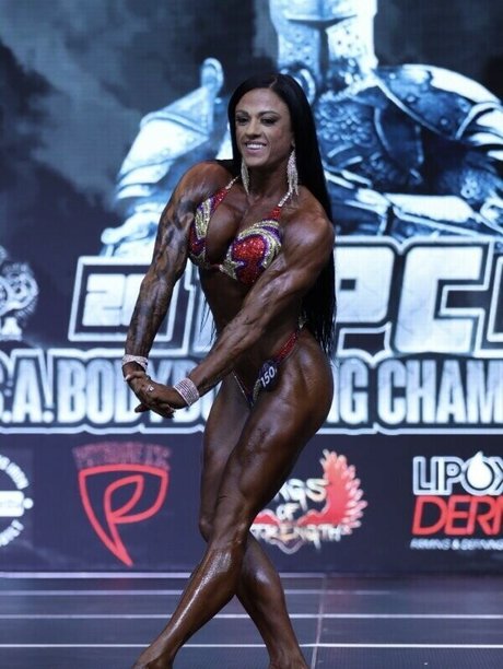 bree physique ifbbpro pretty actress image