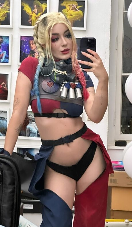 AnniTheDuck pornstar nice archive