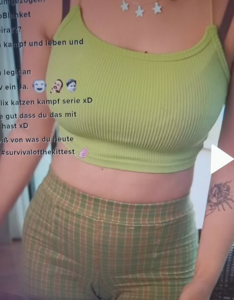 AnniTheDuck model erotic archive