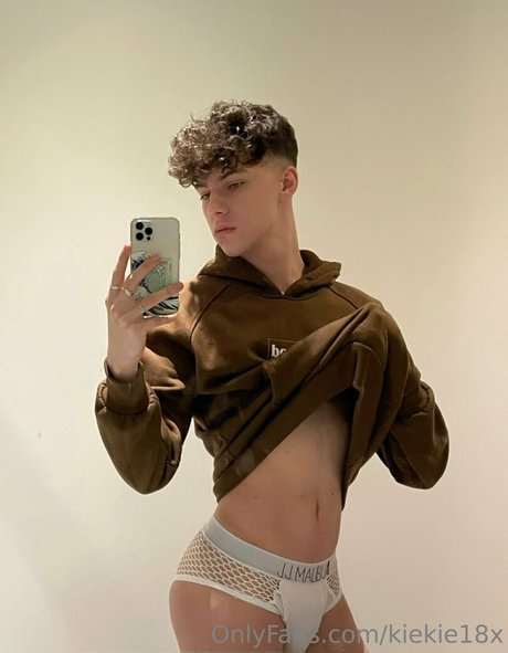 kiekie18x star nudes archive