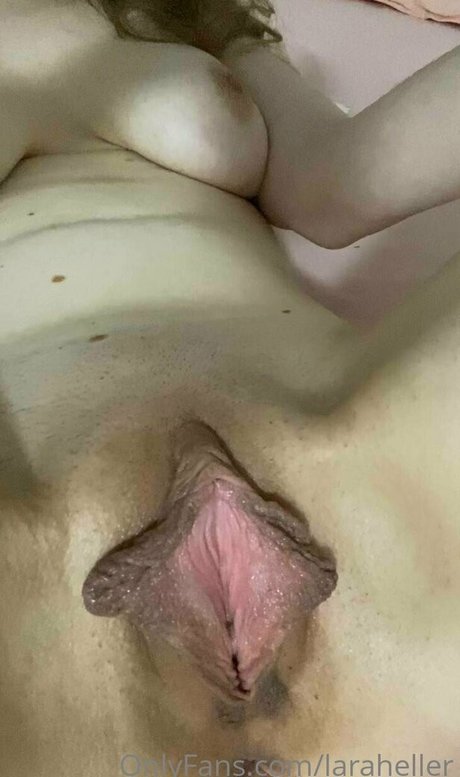 Lara Heller pretty pornstar pic